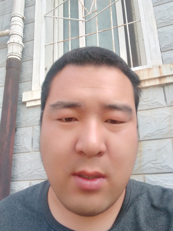 一羽垂天的第四张照片--襄阳相亲服务中心