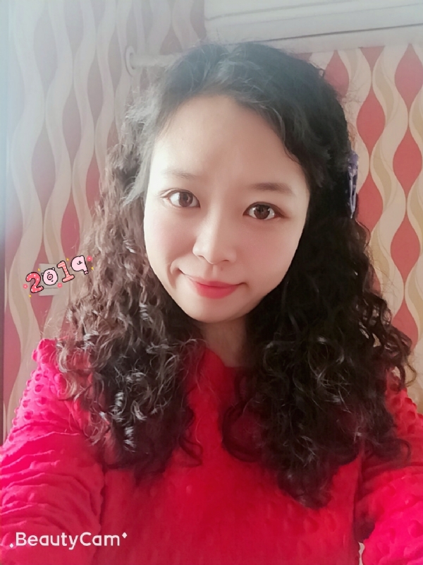 紫色风铃的第一张照片--襄阳相亲服务中心