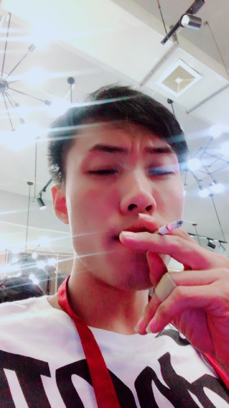 乐天的第四张照片--襄阳相亲服务中心