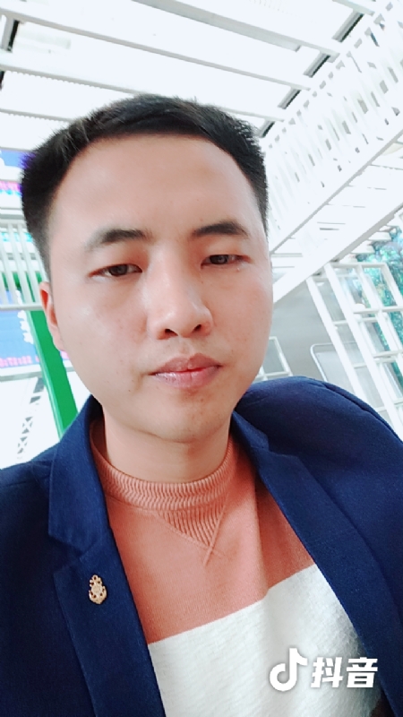佳鑫的第一张照片--襄阳相亲服务中心