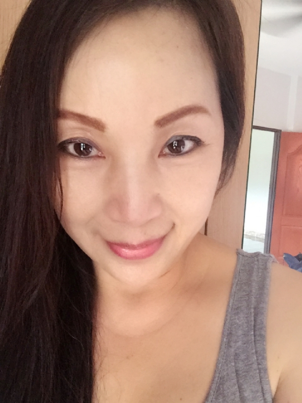 ying的第一张照片--襄阳相亲服务中心
