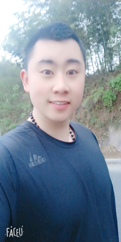 帅小伙的第一张照片--襄阳相亲服务中心