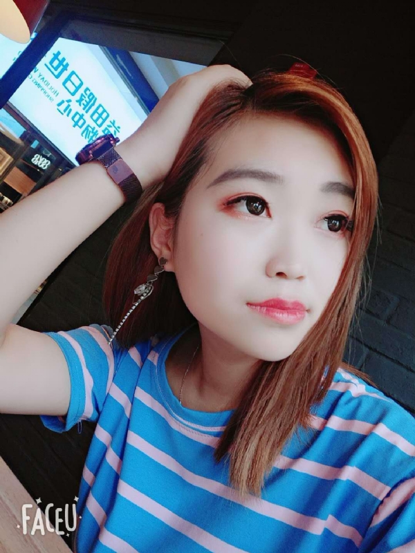 小脚的鹿的第一张照片--襄阳相亲服务中心