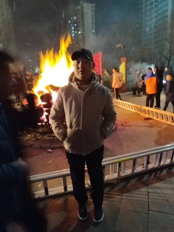爱情里的俩个人的第二张照片--襄阳相亲服务中心