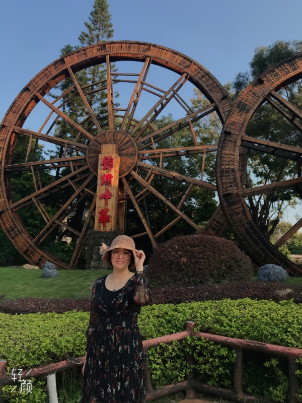 杏娅的第二张照片--襄阳相亲服务中心