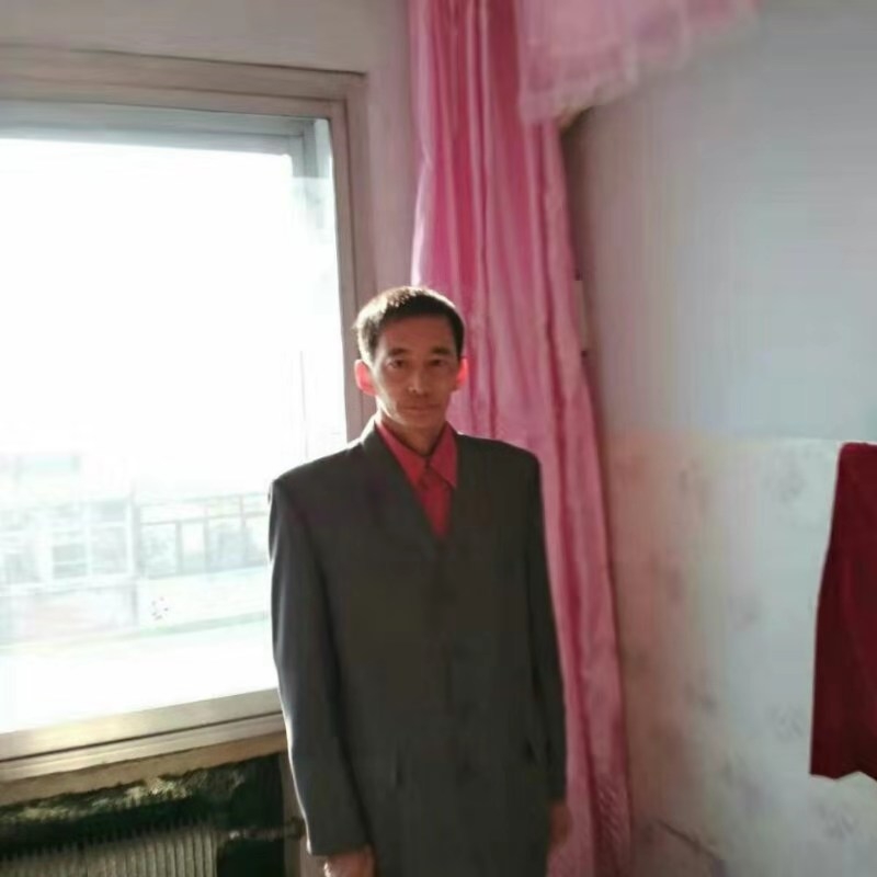 阳光明媚的第一张照片--襄阳相亲服务中心