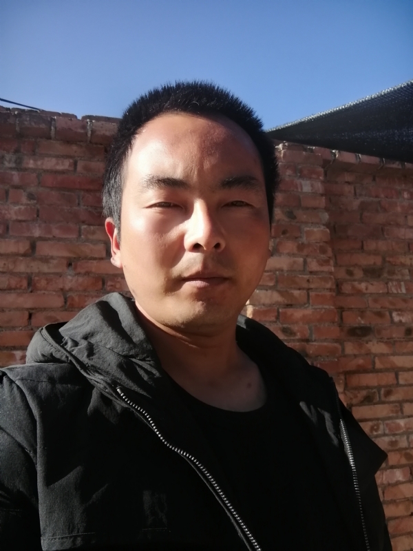流年寂寞了谁的容颜的第一张照片--襄阳相亲服务中心