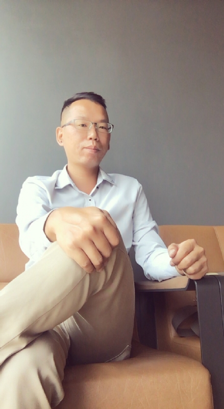 LI的第一张照片--襄阳相亲服务中心