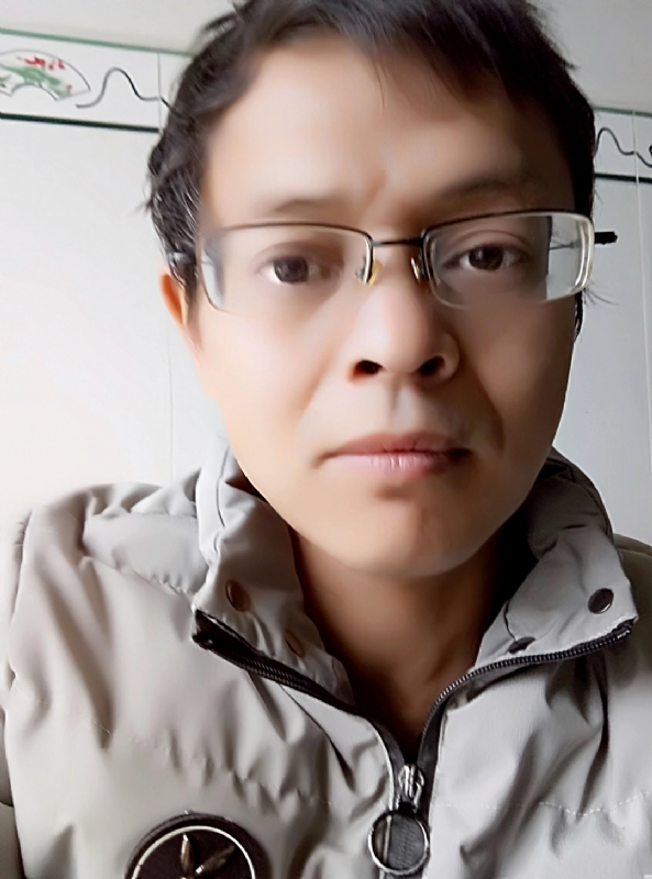 小吴的第一张照片--襄阳相亲服务中心