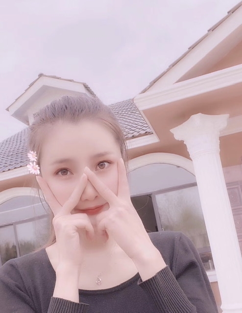 小媛的第一张照片--襄阳相亲服务中心