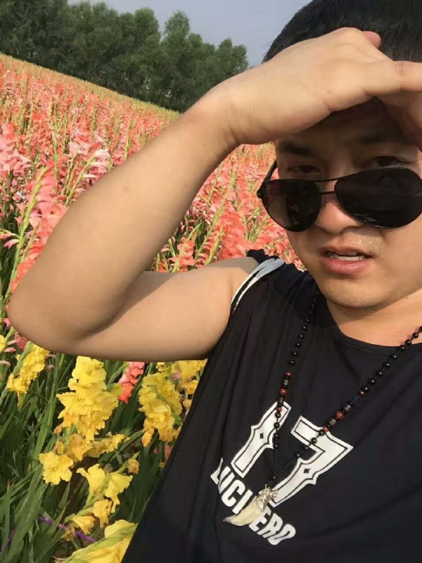 QH-蓝细胞的第一张照片--襄阳相亲服务中心