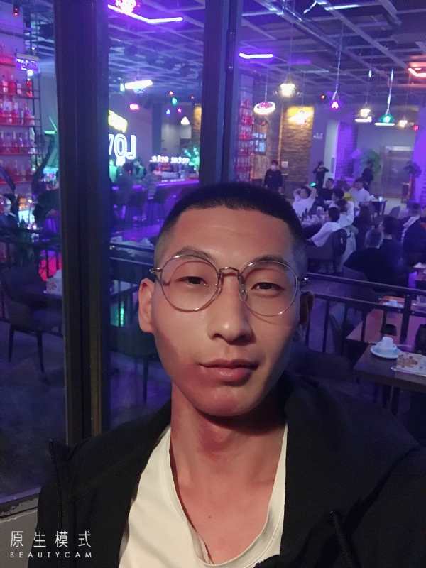 东北小伙的第一张照片--襄阳相亲服务中心