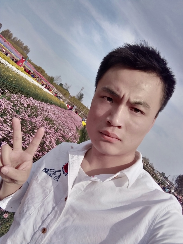 心碎无痕的第二张照片--襄阳相亲服务中心