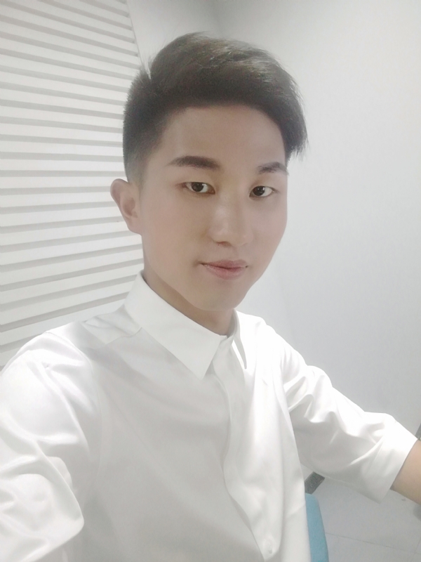 MrLi的第二张照片--襄阳相亲服务中心