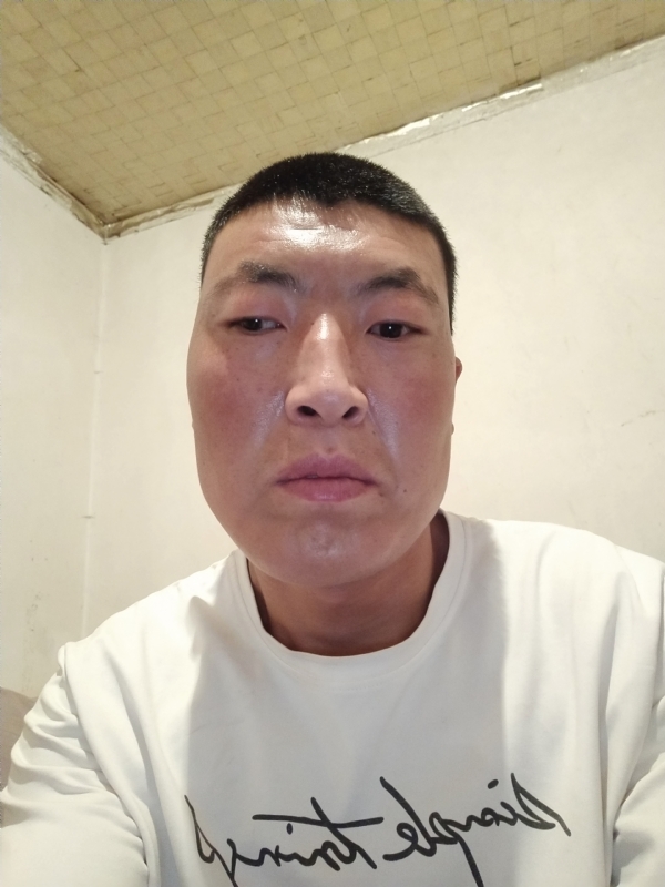 只为遇见你的第二张照片--襄阳相亲服务中心