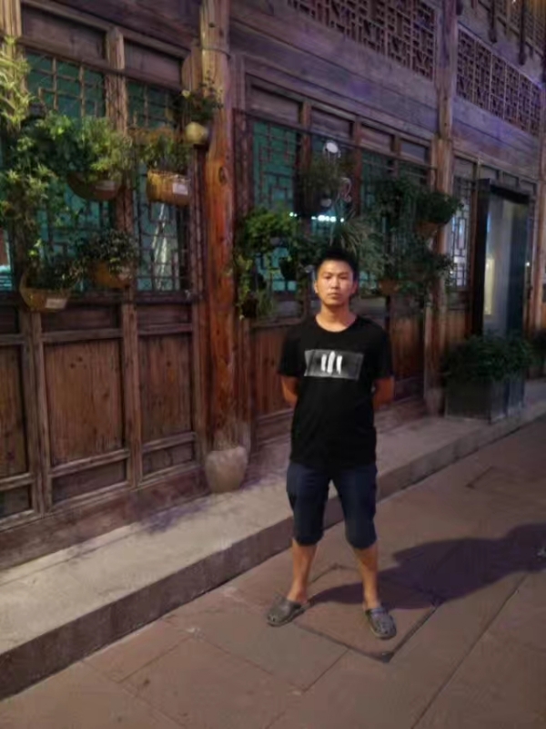 回忆的第一张照片--襄阳相亲服务中心