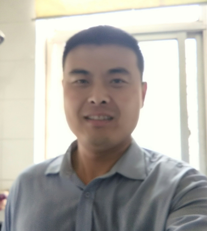 李伟的第一张照片--襄阳相亲服务中心
