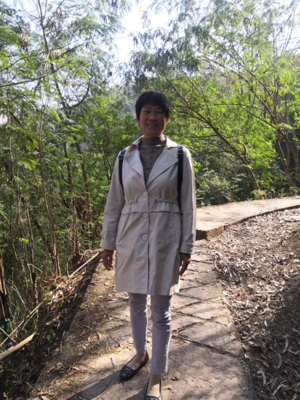 兰草的第一张照片--襄阳相亲服务中心