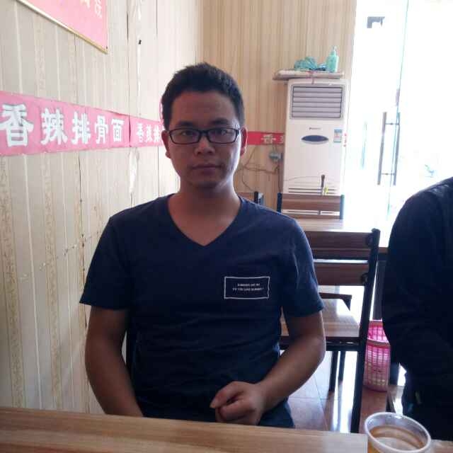 会哭的星星的第一张照片--襄阳相亲服务中心