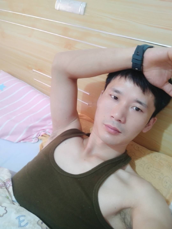 平凡之路的第一张照片--襄阳相亲服务中心