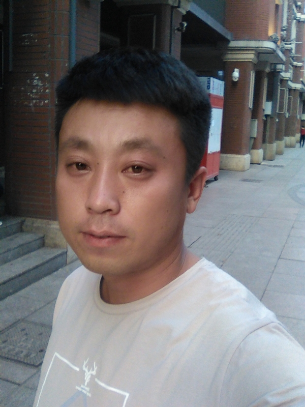 冰冷的心的第一张照片--襄阳相亲服务中心