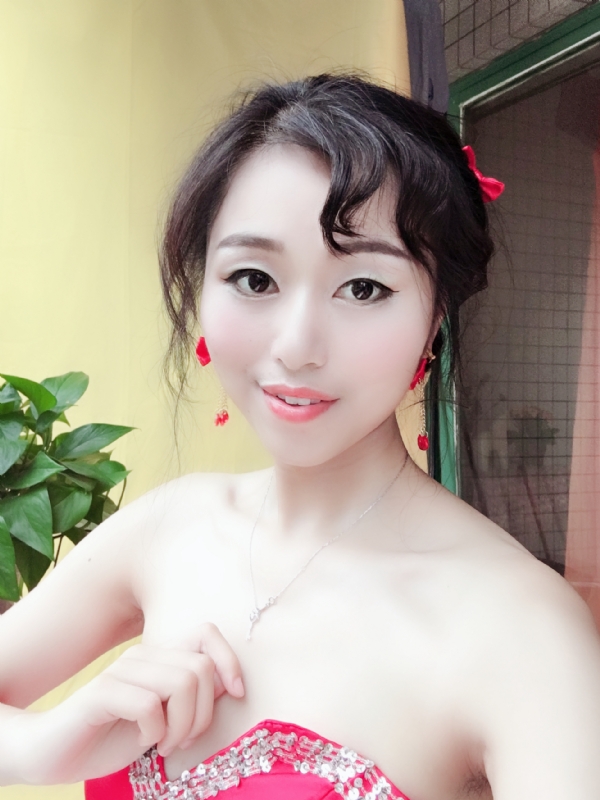 薇薇的第一张照片--襄阳相亲服务中心