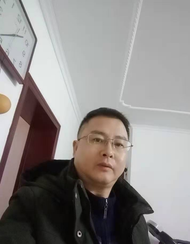 想牵你的手的第一张照片--襄阳相亲服务中心