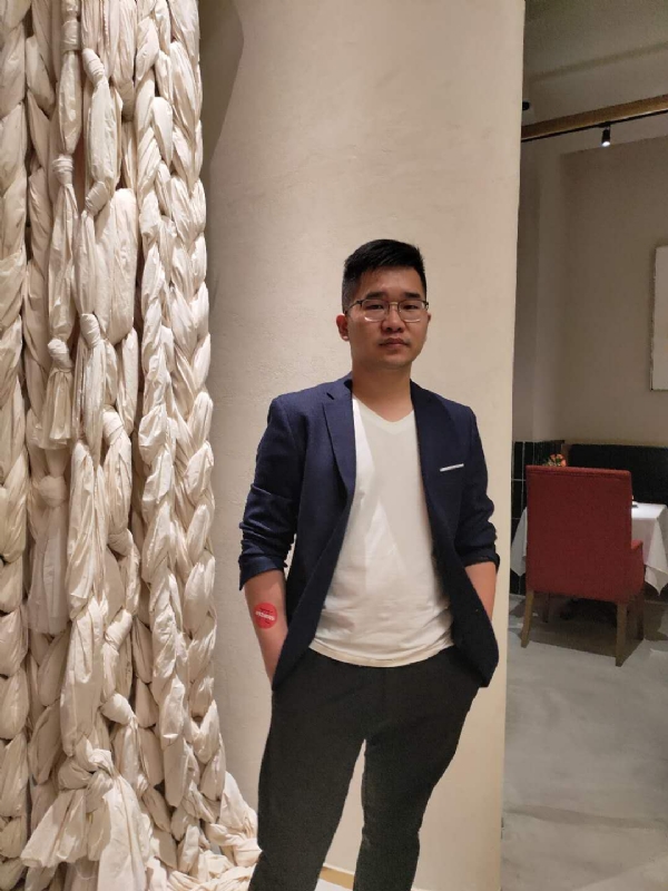 在路上的第二张照片--襄阳相亲服务中心