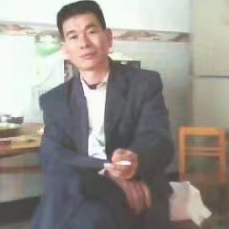 阳光照耀的第一张照片--襄阳相亲服务中心