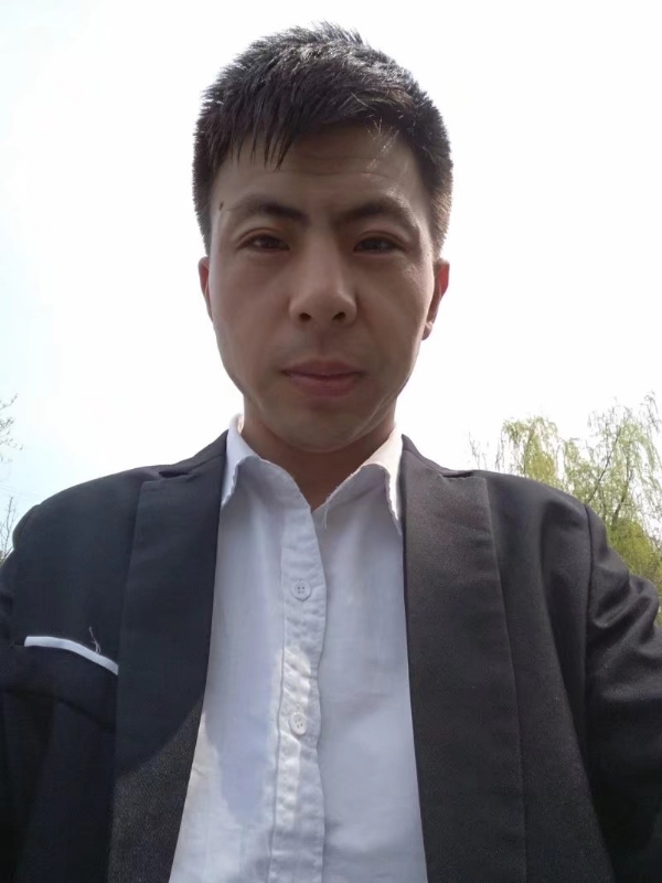 许以飞翔的第一张照片--襄阳相亲服务中心