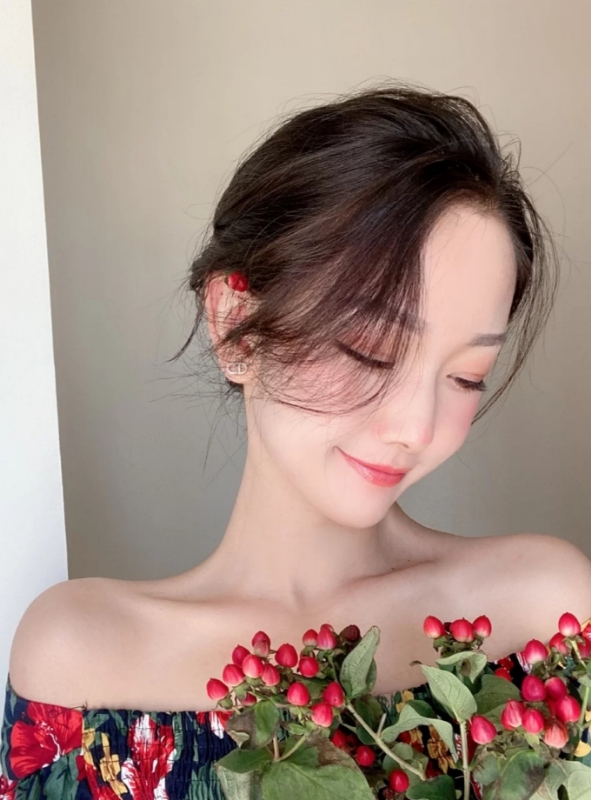 小诗vanessa的第二张照片--襄阳相亲服务中心