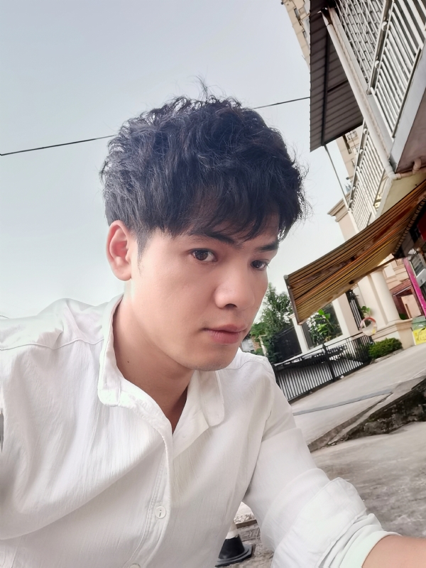 幕后老板的第一张照片--襄阳相亲服务中心
