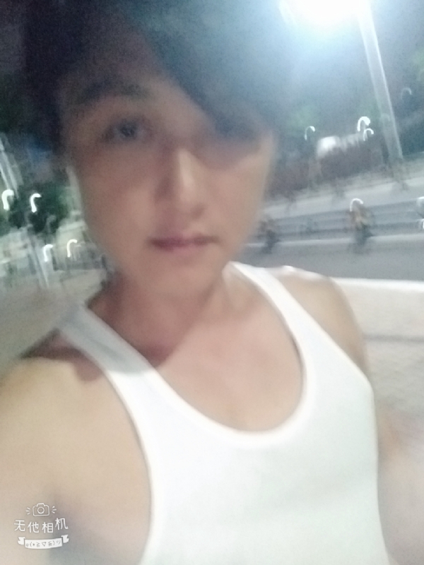 弟弟的第一张照片--襄阳相亲服务中心