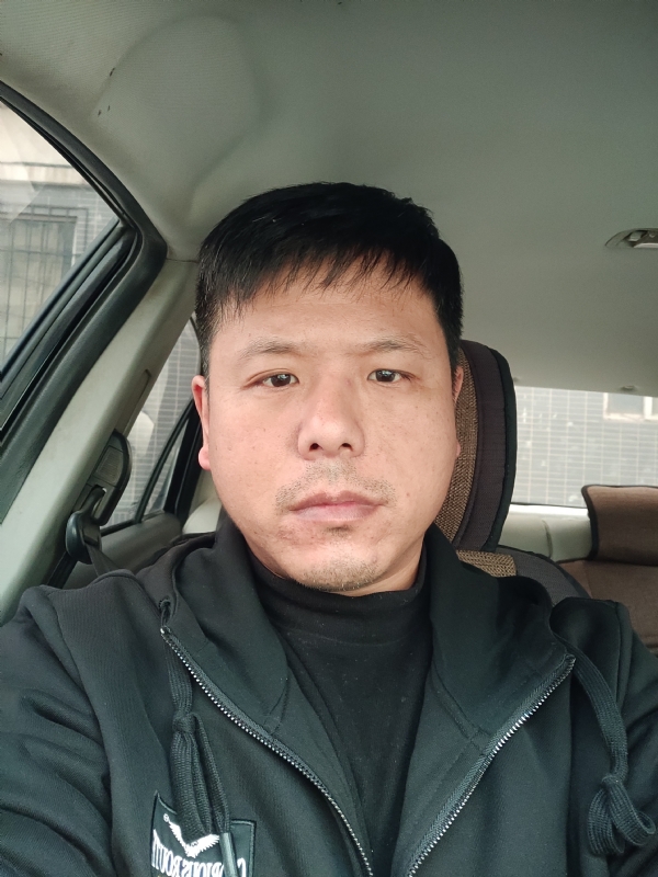 田立城的第一张照片--襄阳相亲服务中心