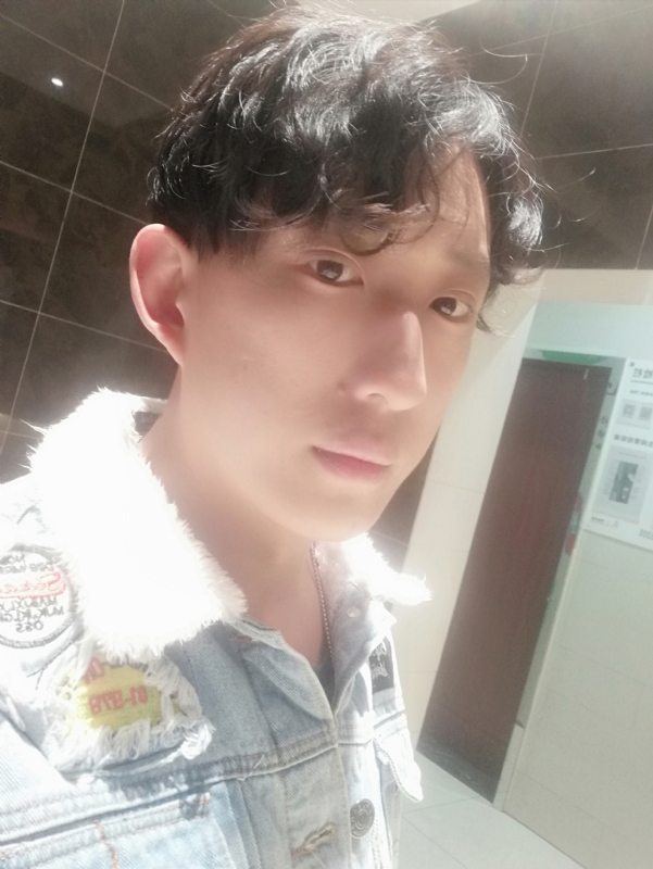 鲸落ii的第一张照片--襄阳相亲服务中心
