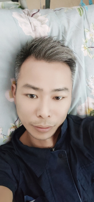 火山口的第一张照片--襄阳相亲服务中心