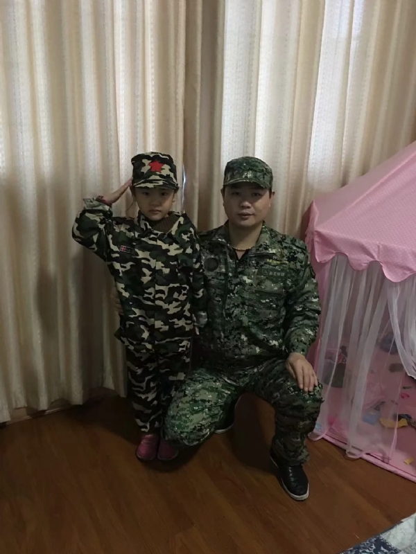 俗人的第一张照片--襄阳相亲服务中心