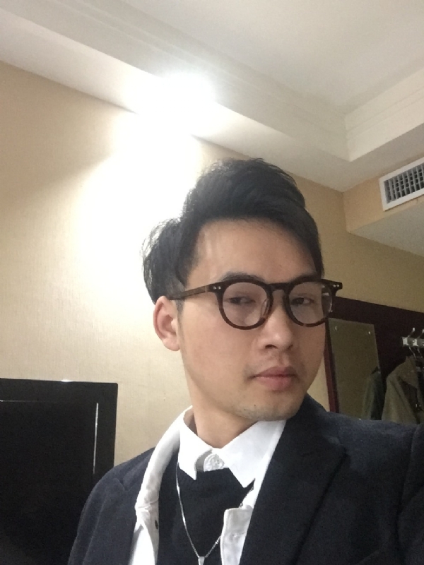 曾亮的第一张照片--襄阳相亲服务中心