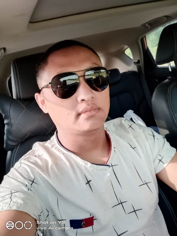 寻缘的第一张照片--襄阳相亲服务中心