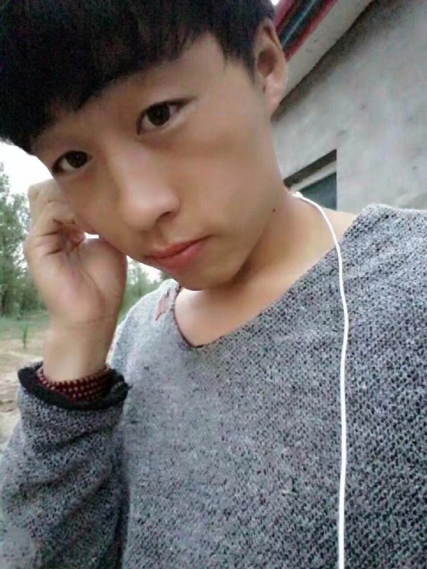 小胡的第一张照片--襄阳相亲服务中心