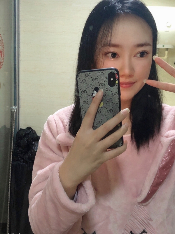 叶落知秋的第一张照片--襄阳相亲服务中心