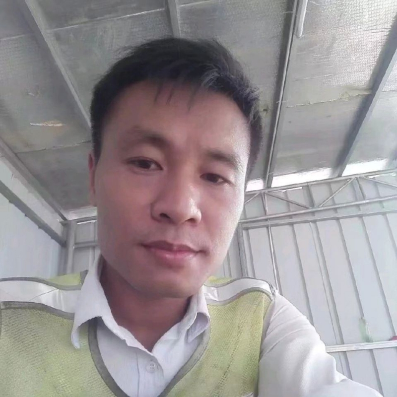小马哥的第二张照片--襄阳相亲服务中心
