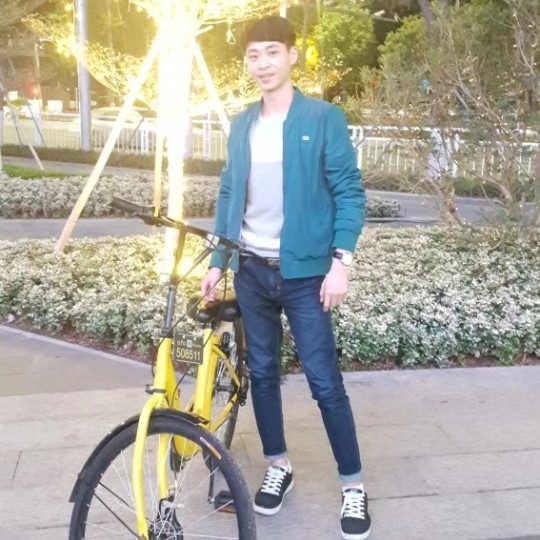 李伟的第一张照片--襄阳相亲服务中心