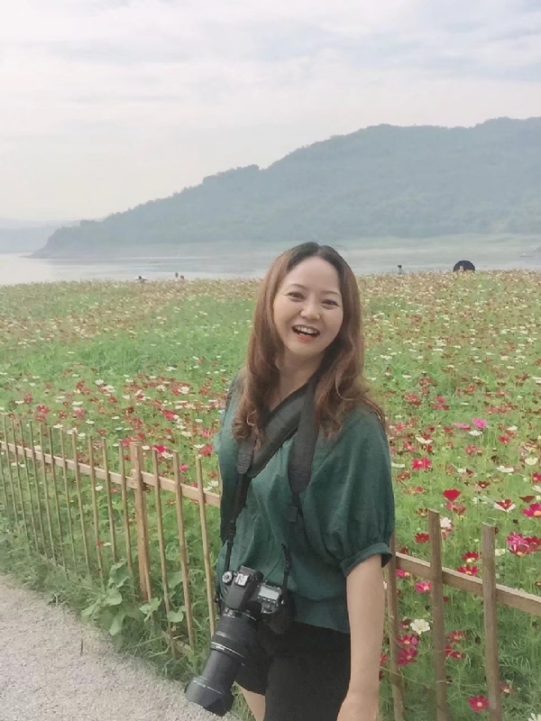 花雨的第一张照片--襄阳相亲服务中心