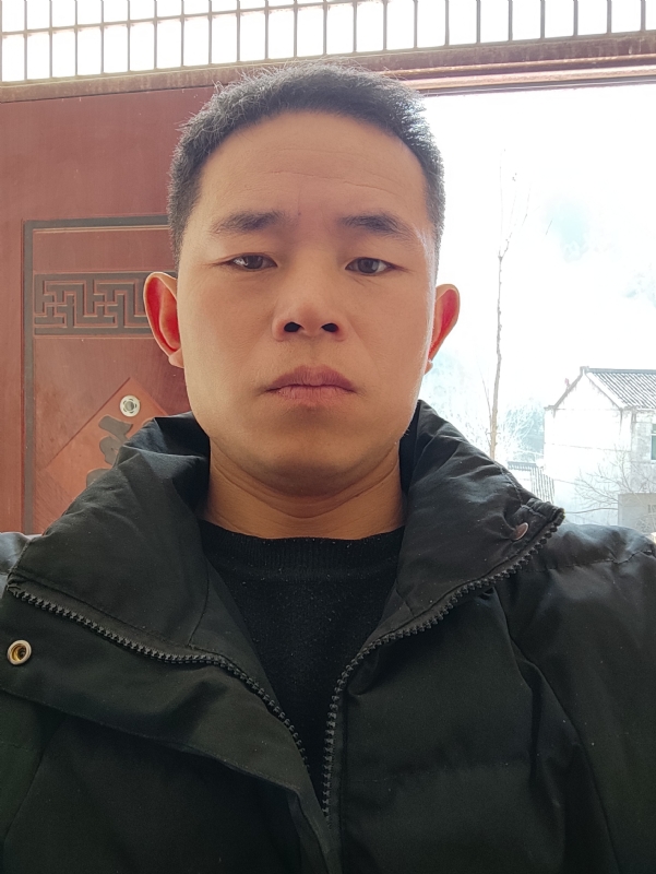 勇敢的成长的第一张照片--襄阳相亲服务中心