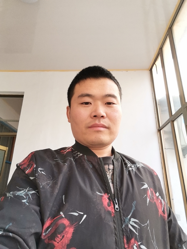 会飞的猪的第一张照片--襄阳相亲服务中心
