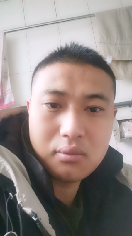 烟花再美不过瞬间的第一张照片--襄阳相亲服务中心