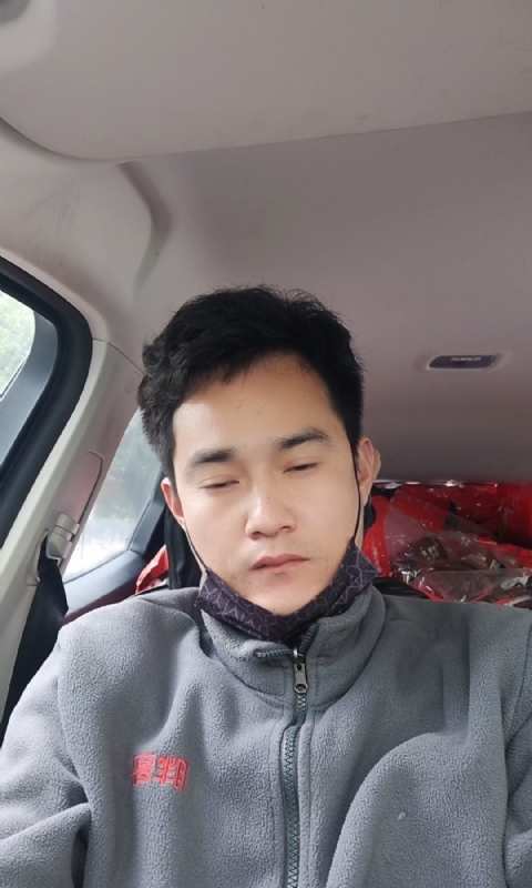 冷锋的第一张照片--襄阳相亲服务中心