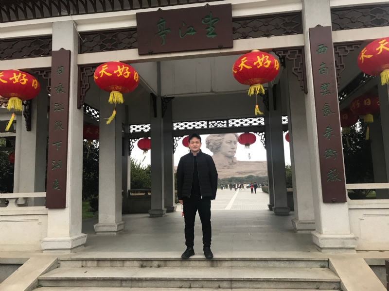 风继续吹的第一张照片--襄阳相亲服务中心