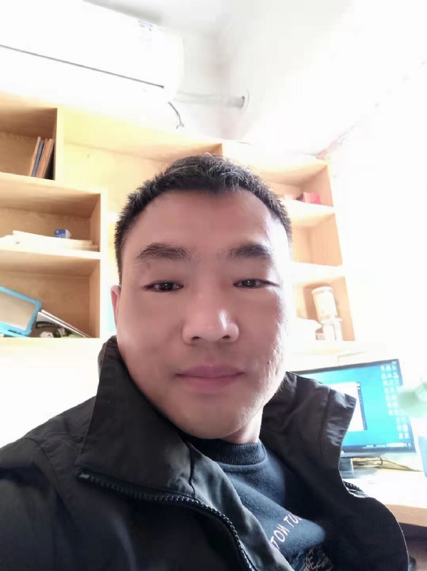 向前葱的第一张照片--襄阳相亲服务中心